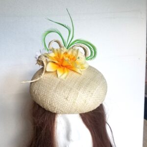 straw button hat