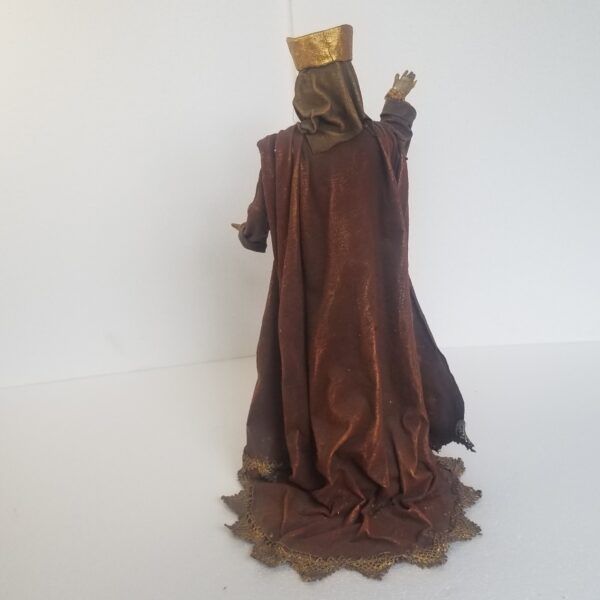 'Brown Lady' Figurine - Image 4