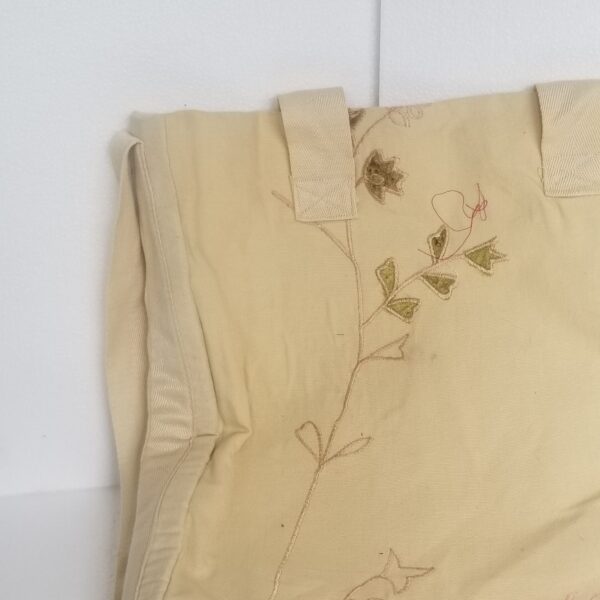 soft shoulder bag reverse close up