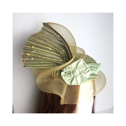 green buntal button hat